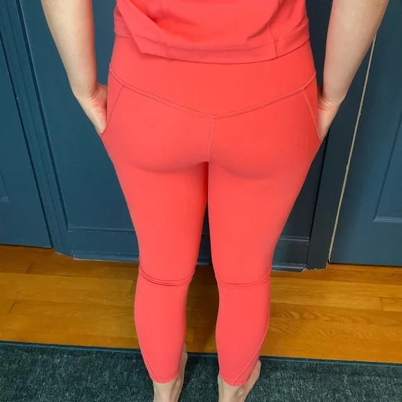 Set Lululemon Wunder Under Set – Coral Red | Size 2 Top, 4 Leggings - Picture 10 of 10